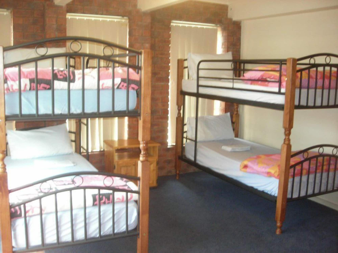 Bedroom 2, Apollo Bay Backpackers Lodge, Colac-Otway - South