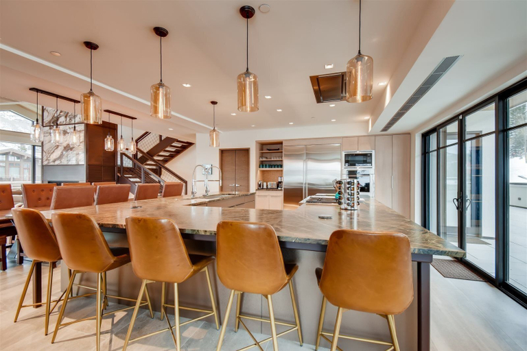 Food & Drinks 5, Ski Club Penthouse, Eagle