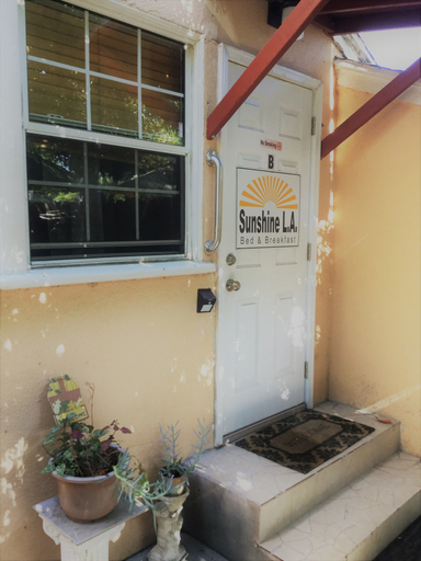 Exterior & Views 2, Sunshine LA BnB, Los Angeles