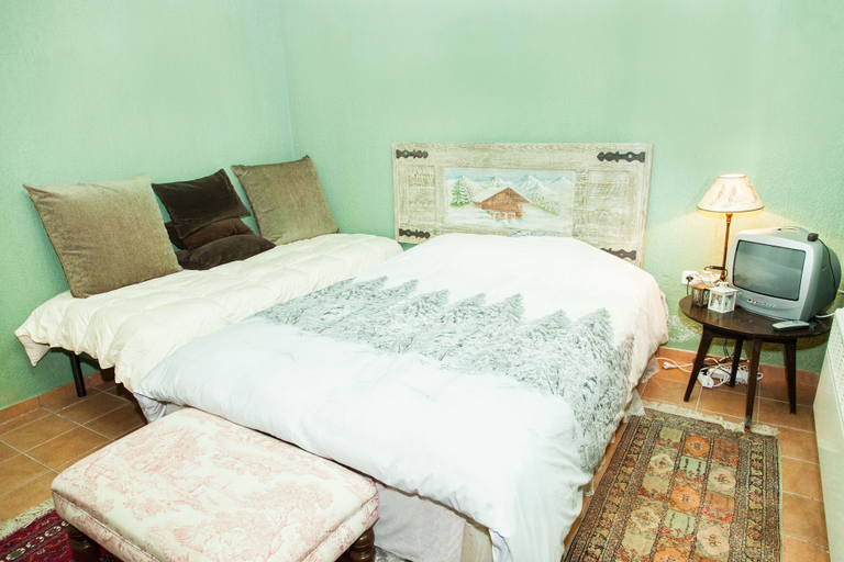 Bedroom 2, Utopia Mountain Chalet, Central Greece