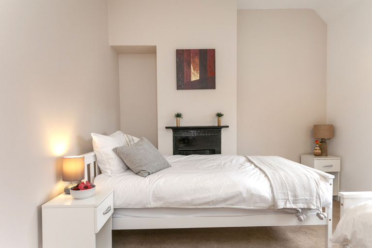 Bedroom 2, Astley 3 bedroom house, Leicester