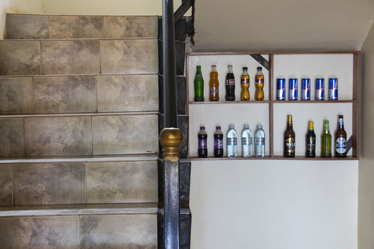 Food & Drinks, Sleek Motel, Kampala