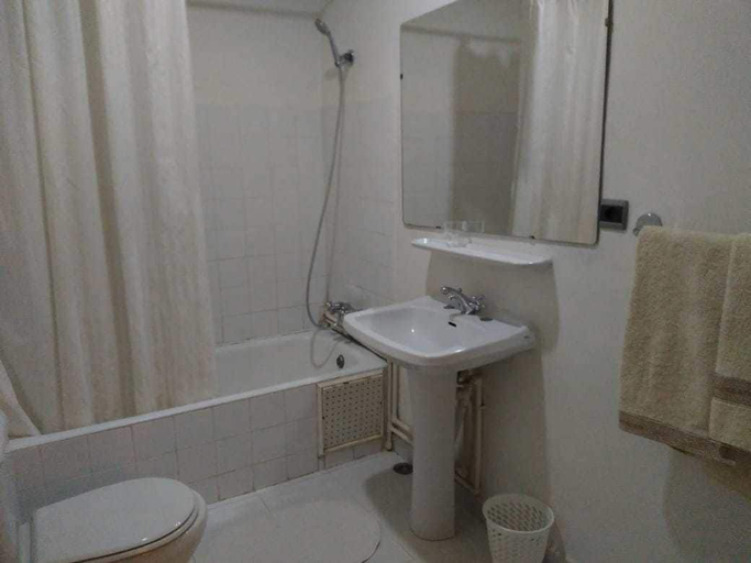 Bathroom 3, Hotel Royal, Oujda Angad