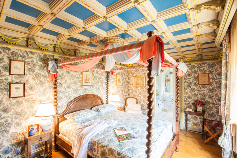 Bedroom 4, Le Petit Manoir Des Bruyeres, Yonne