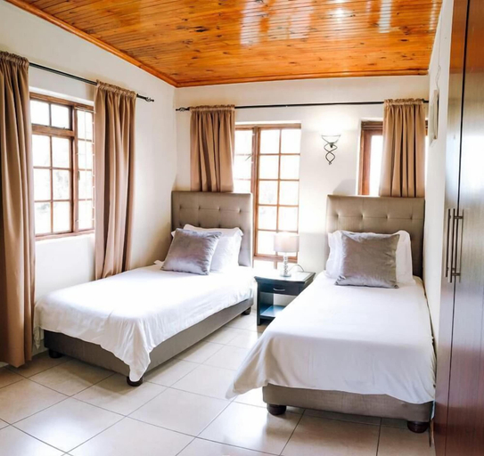 Bedroom 2, Kingfisher Hollow Exclusive Guest House, City of Cape Town