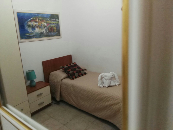 Bedroom 4, La Rosa Antica, Catania
