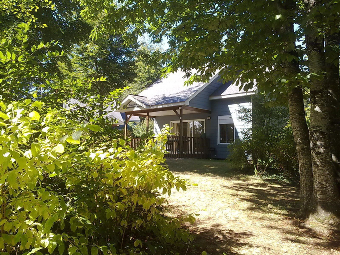 Exterior & Views 2, Camping Le Parc de Vaux, Mayenne