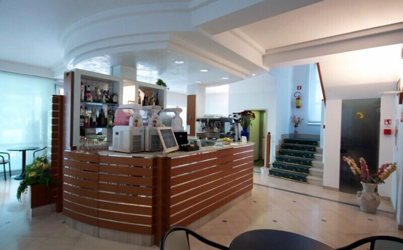 Food & Drinks 5, Hotel Massimo, Rimini
