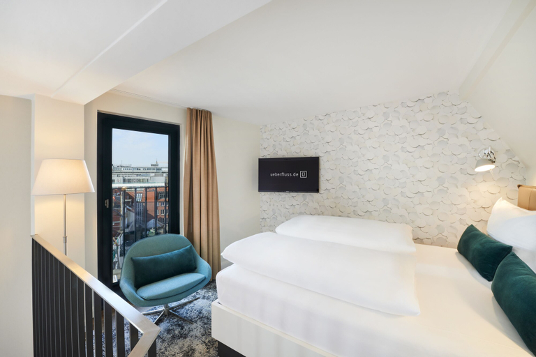 Bedroom 2, ÜberFluss Apartments, Bremen