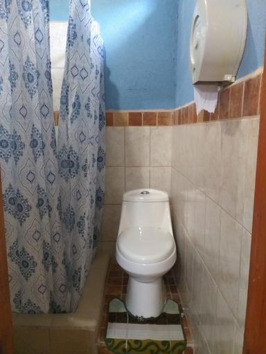 Bathroom 3, Hospedaje El Viajero, Panajachel