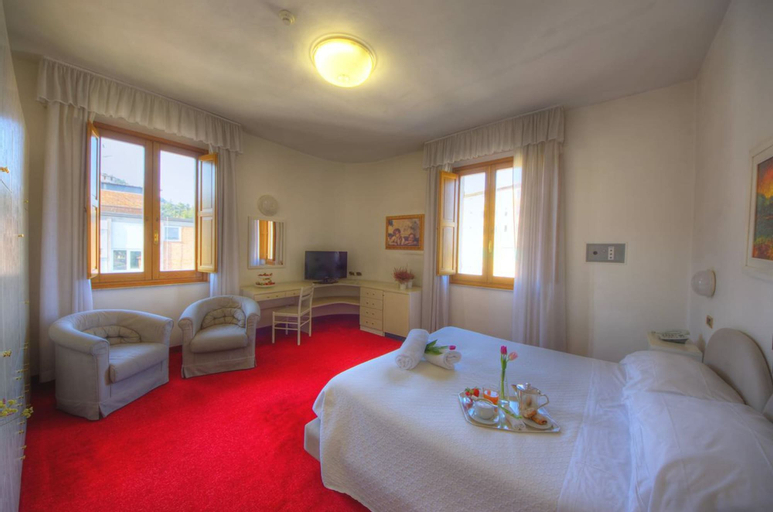 Grand Hotel Milano, Siena