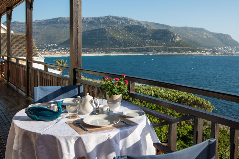 Food & Drinks 4, A Whale of a Time, City of Cape Town