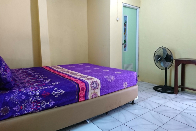 Bedroom 2, OYO 2439 Gemilang Homestay, Jepara