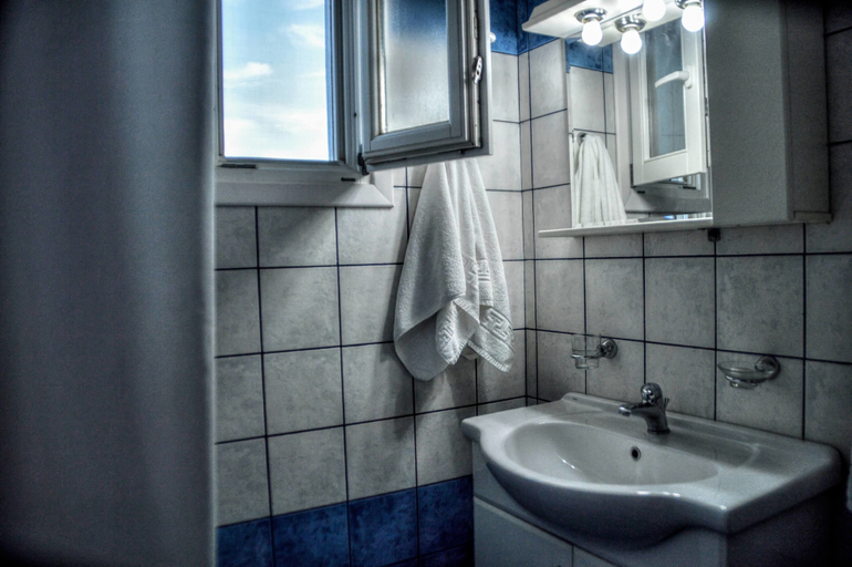 Bathroom 5, Mainades Maisonettes and Studios, South Aegean