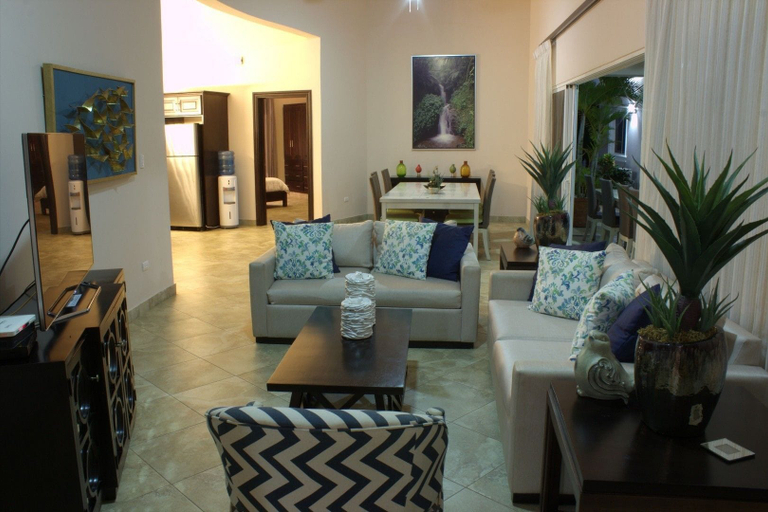 Others 2, New six Bedroom With BBQ and Large Pool, Sosua