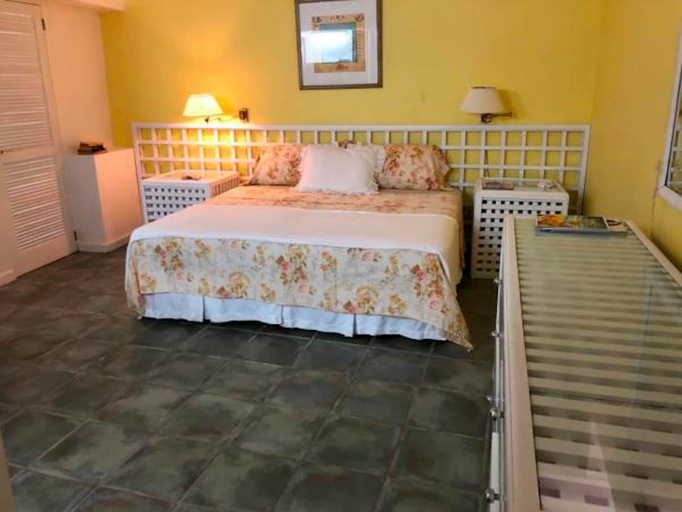 Bedroom 2, Bequia Beachfront Villa Hotel
