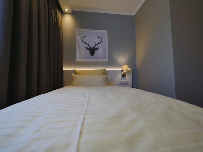 Bedroom 3, Hotel Westend, Nürnberg