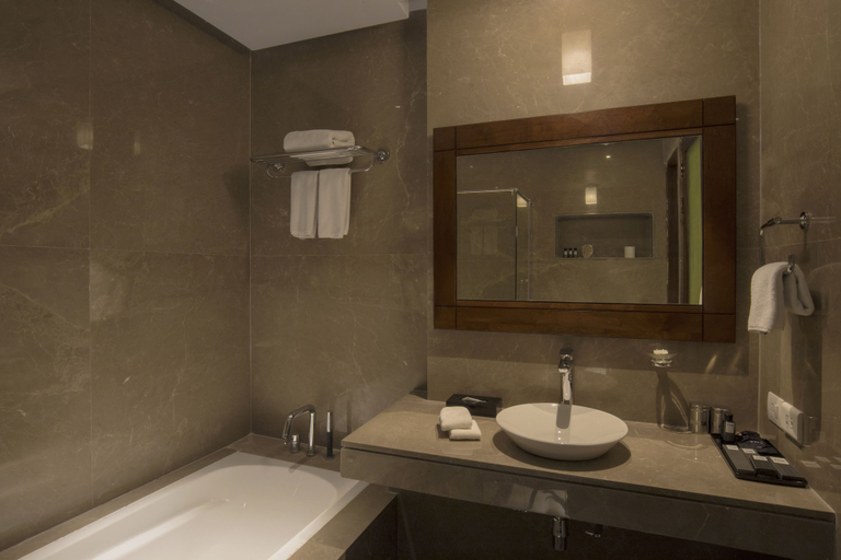 Bathroom 3, Zone By The Park Kolkata, North 24 Parganas