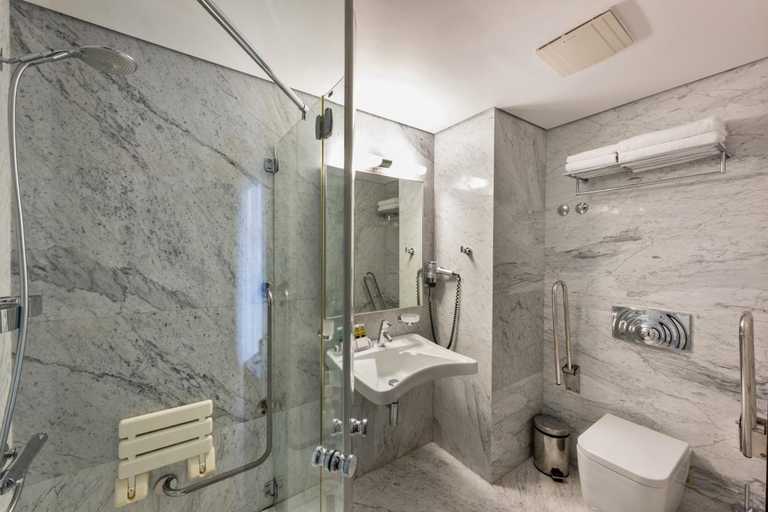 Bathroom 5, Nafs Hotel, West Greece