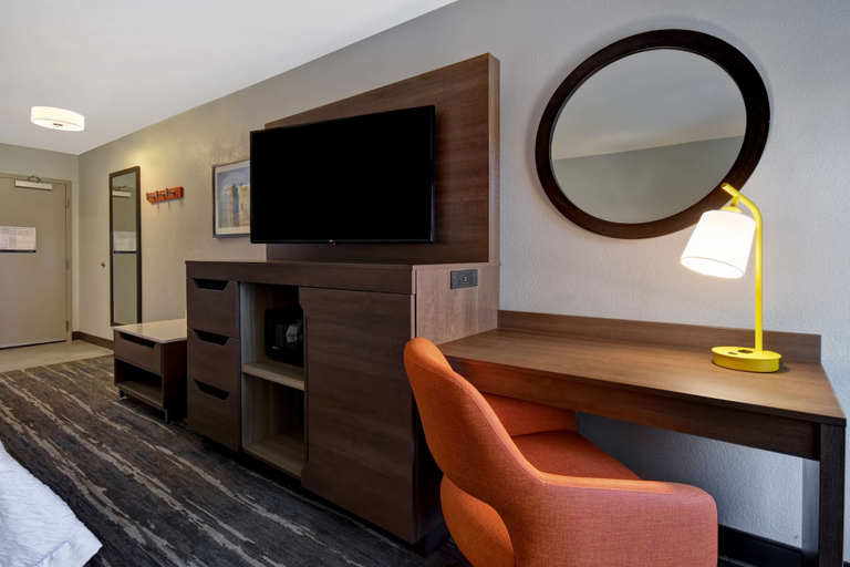 Others 5, Hampton Inn Potomac Mills/Woodbridge, Prince William
