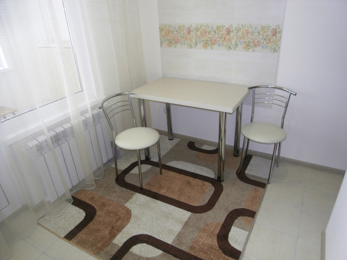 Others 5, Modern apartments
