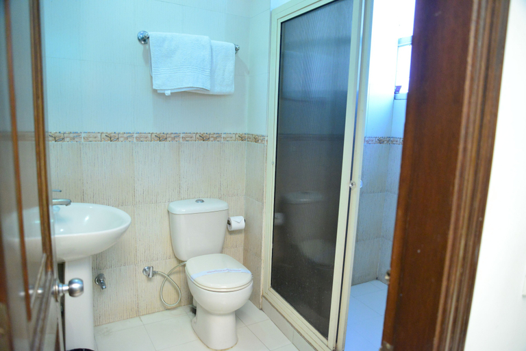 Bathroom 4, Hotel Maharaja Residency, Jalandhar