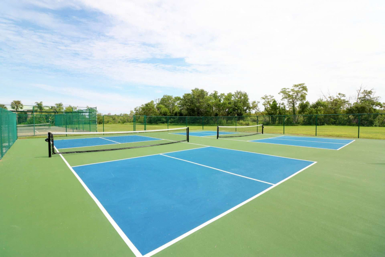 Sport & Beauty 5, Beach & Tennis 1207, Lee
