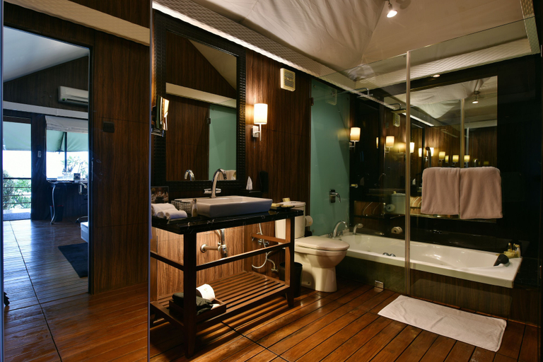 Bathroom 5, Della Resorts, Pune