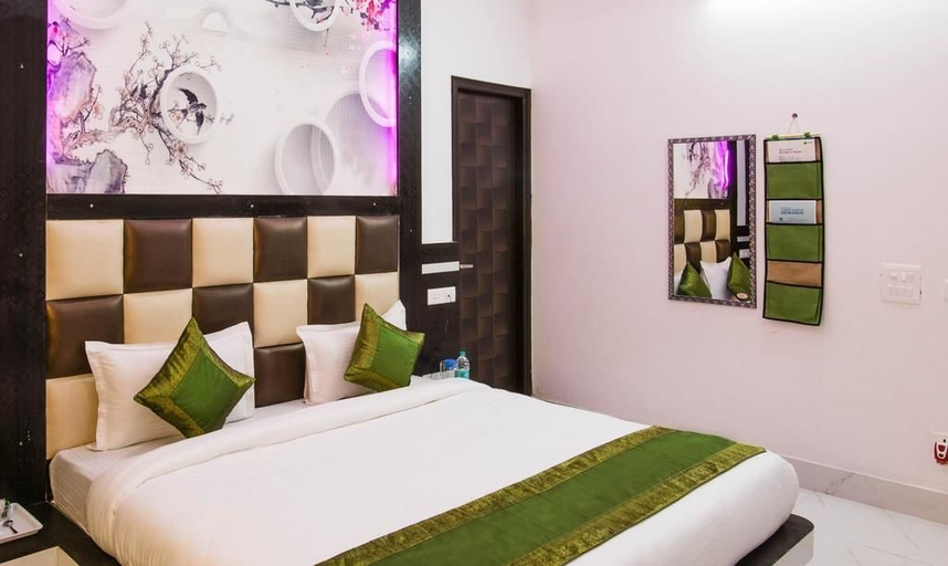Bedroom 2, Sumanglam, Dehradun