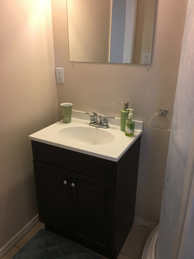 Bathroom 4, Sunshine LA BnB, Los Angeles
