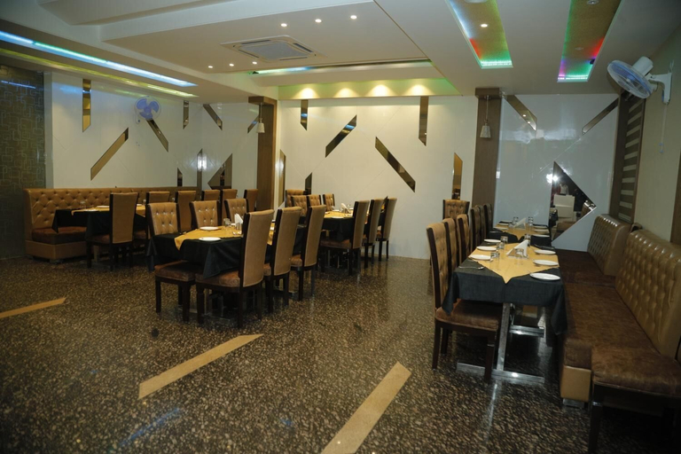 Food & Drinks 5, Hotel The Mansion, Mathura