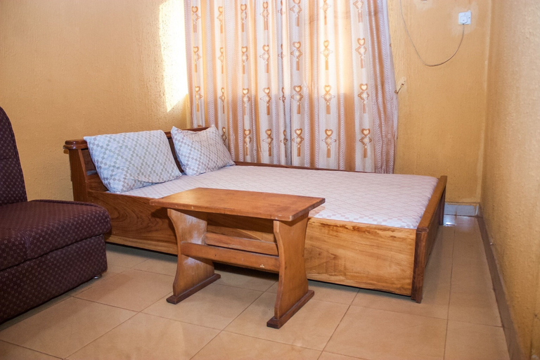 Others 5, D Jos Hotel, LagosIsland
