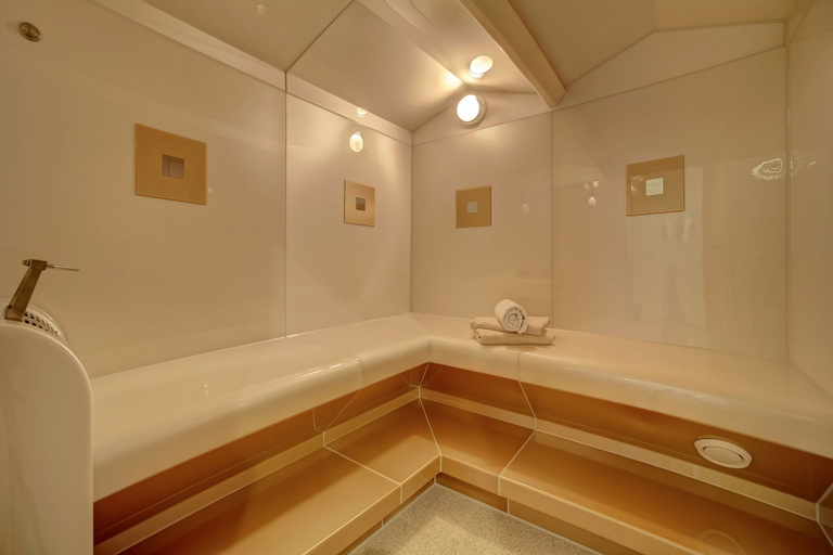 Bathroom 5, Wellnesshotel Auszeit, Regen