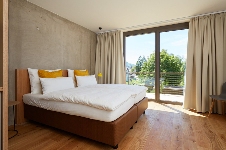 Bedroom 2, Sternen Bohlingen Aparthotel, Konstanz