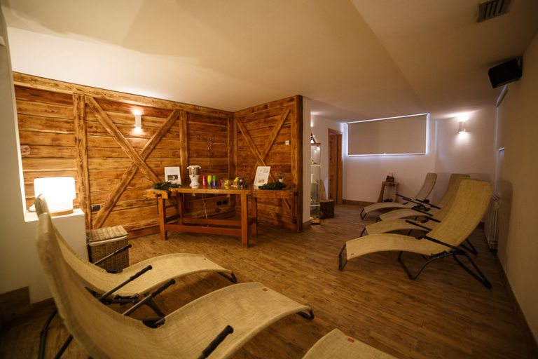 Bedroom 3, Olympic Regina Hotel, Trento