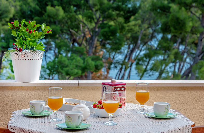 Food & Drinks, Apartments Emi, Split