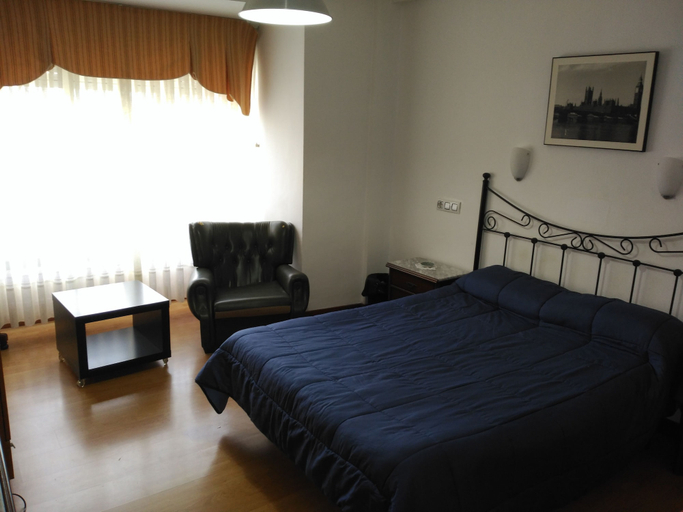 Bedroom 3, Hotel Vaqueros, Asturias
