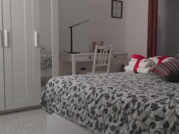 Bedroom 3, Torre Angellara B&B, Salerno