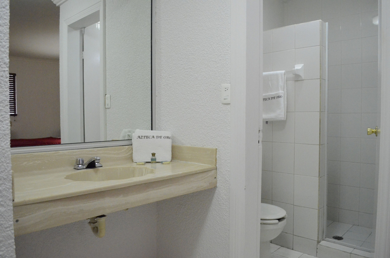 Bathroom 3, Azteca de Oro Mexicali, Mexicali