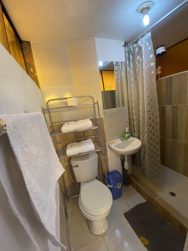 Bathroom, Apartment Ayacucho, Huamanga