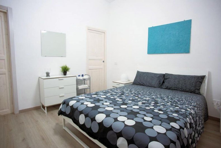 Bedroom 2, Galleria Romi, Lecce