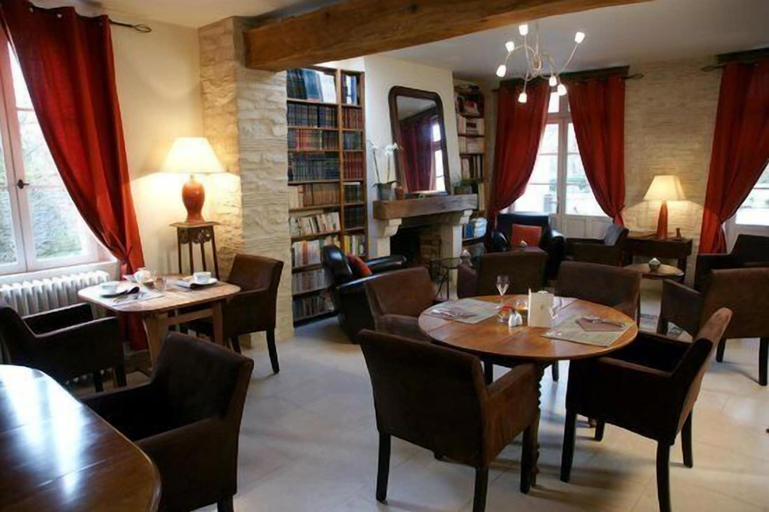 Food & Drinks 5, Hotel***Aunette Cottage Senlis, Oise