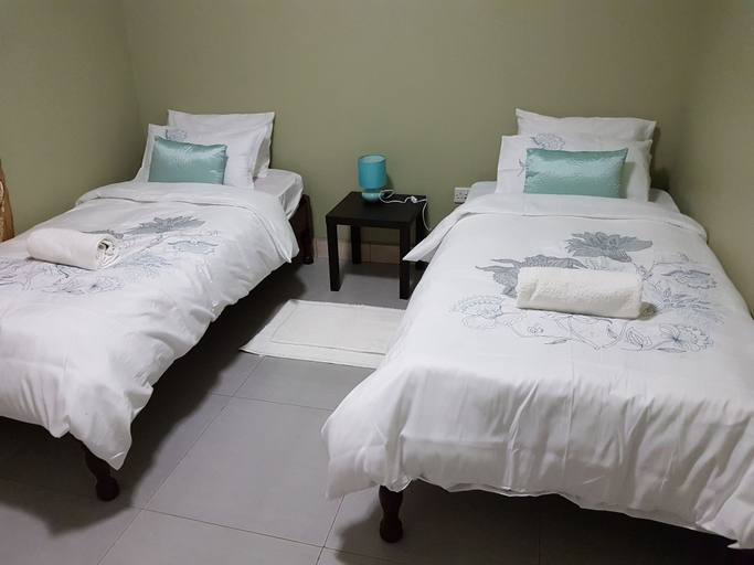 Bedroom 2, Sumbulwa Apartments, Livingstone