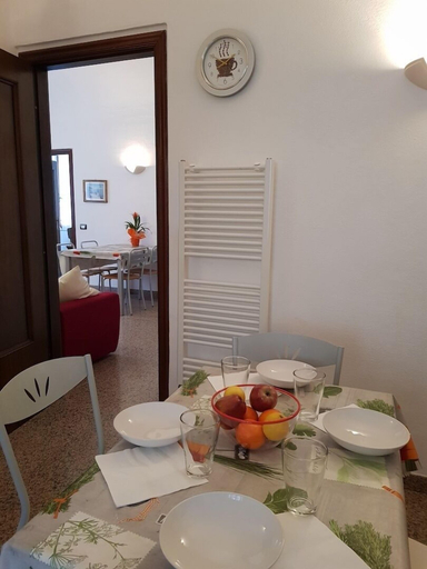 Private kitchen 3, Augusto charming flat with sea view, La Spezia
