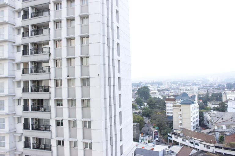 Exterior & Views 2, Classic 3BR At Braga City Walk Apartment By Travelio, Bandung