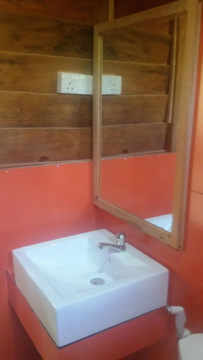 Bathroom sink 2, Elephant corridori camping, Buttala