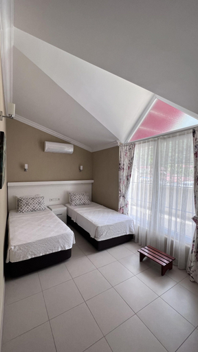 Bedroom 3, Mimoza Hotel, Fethiye
