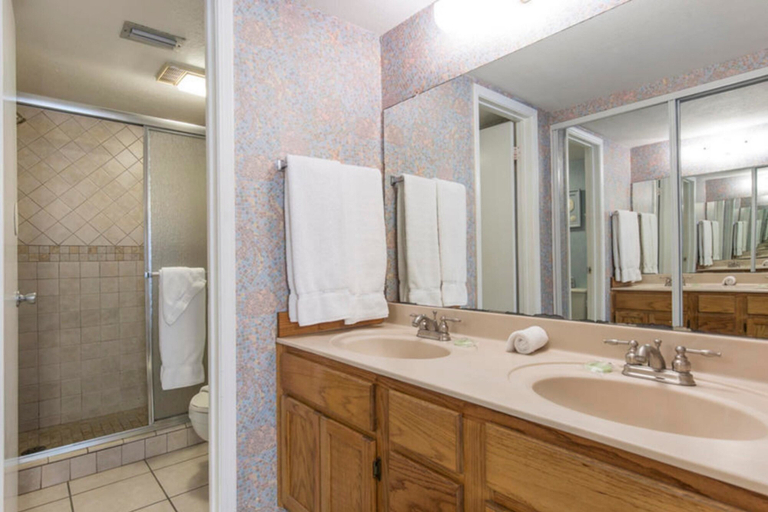 Bathroom 3, Suntide II Condominium 307, Cameron