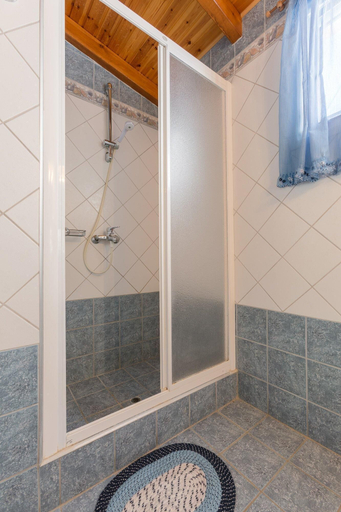 Bathroom 5, Villa Aris, Ionian Islands