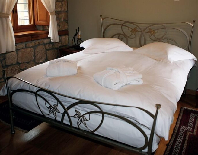 Bedroom 3, Roes Suites, Central Macedonia